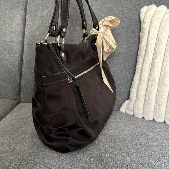 Coach Large Poppy Black Signature Logo Tote Purse Bag 18988 - Picture 6 of 13